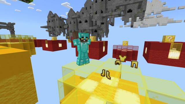 Screenshot of the Minecraft Bedrock Marketplace product Lucky Block Race created by 2-Tail Productions.