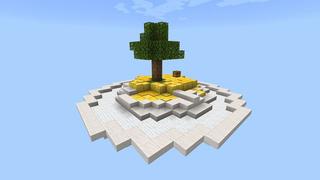 Screenshot of the Minecraft Bedrock Marketplace product Giant Food Sky Survival created by 5 Frame Studios.