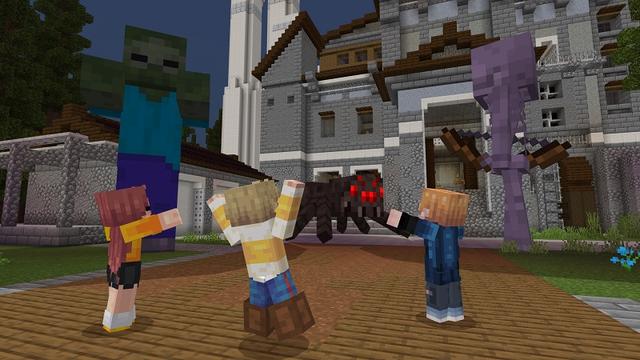 Screenshot of the Minecraft Bedrock Marketplace product Giant Mobs created by BBB Studios.
