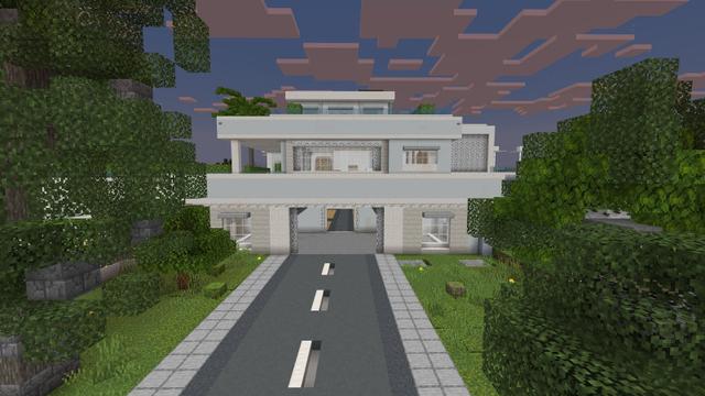 Screenshot of the Minecraft Bedrock Marketplace product Funny Modern Mansion created by BLOCKLAB Studios.