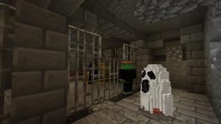Screenshot of the Minecraft Bedrock Marketplace product Winter Horror Mansion created by BLOCKLAB Studios.