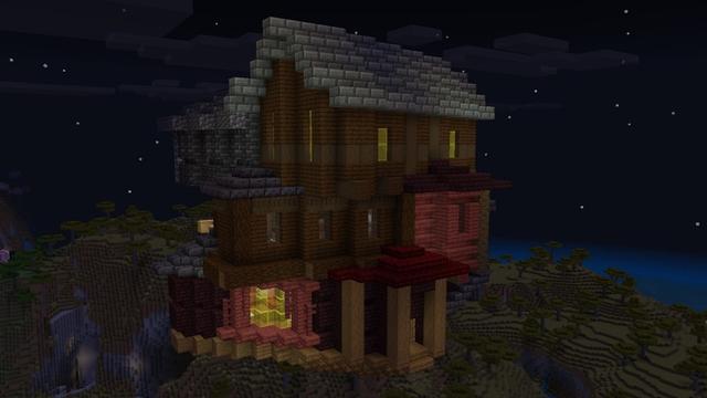 Screenshot of the Minecraft Bedrock Marketplace product Horror Structures Add-On created by Carper Creative.