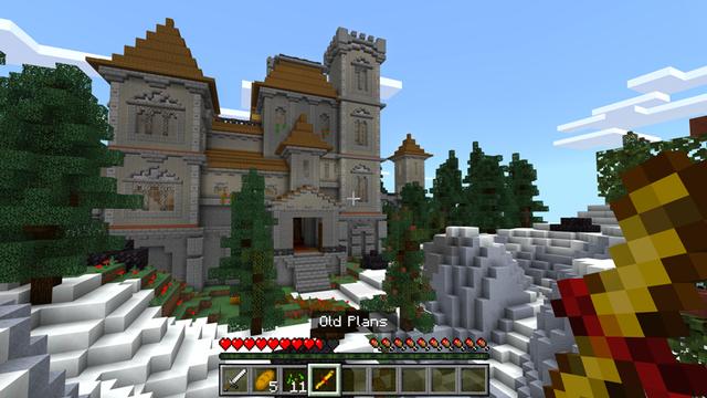Screenshot of the Minecraft Bedrock Marketplace product HOUSES EVOLVE! created by Chunklabs.