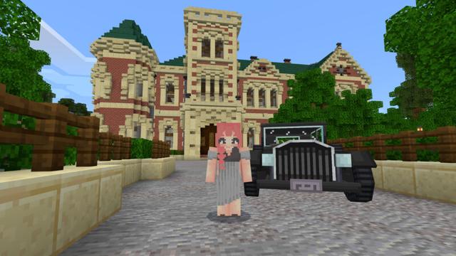 Screenshot of the Minecraft Bedrock Marketplace product Gothic Mansion created by CrackedCubes.