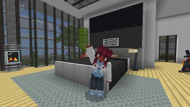 Screenshot of the Minecraft Bedrock Marketplace product Modern Hill Mansion created by CrackedCubes.