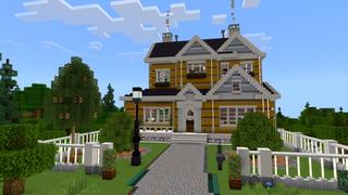 Screenshot of the Minecraft Bedrock Marketplace product Suburban Family Home created by CrackedCubes.