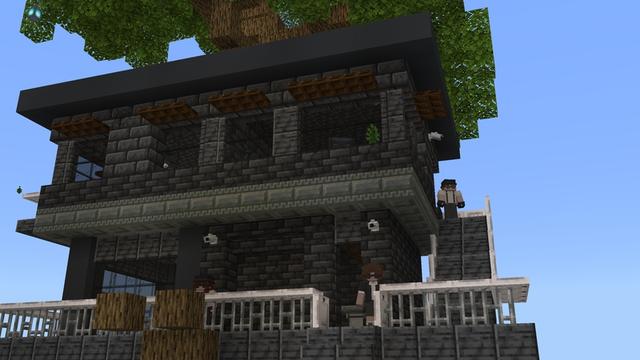 Screenshot of the Minecraft Bedrock Marketplace product Craftable Treehouses created by Cubed Creations.