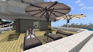 Screenshot of the Minecraft Bedrock Marketplace product Epic Mansion created by Cypress Games.