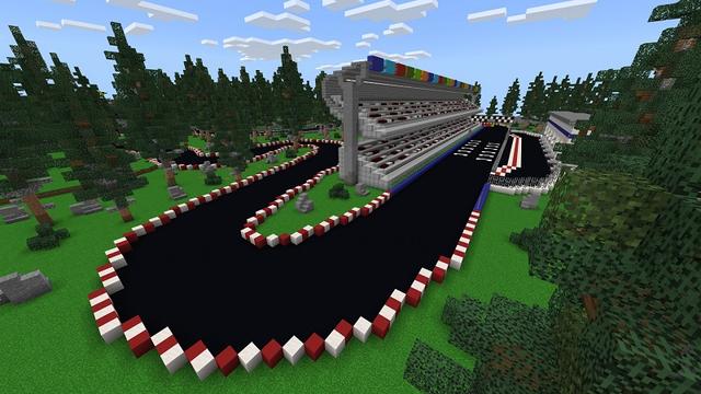 Screenshot of the Minecraft Bedrock Marketplace product Find The Button 2 created by Diamond Studios.
