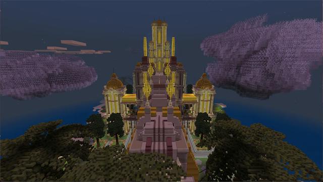 Screenshot of the Minecraft Bedrock Marketplace product Luxury Golden Palace created by Eco Studios.