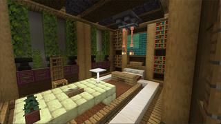 Screenshot of the Minecraft Bedrock Marketplace product Mansion created by Eco Studios.