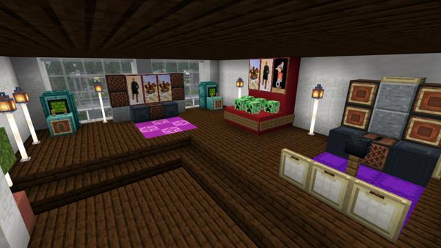 Screenshot of the Minecraft Bedrock Marketplace product Worlds Richest Mansion created by Eescal Studios.