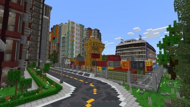 Screenshot of the Minecraft Bedrock Marketplace product Cruise City created by Fall Studios.