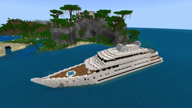 Screenshot of the Minecraft Bedrock Marketplace product Luxury Yacht created by Fall Studios.