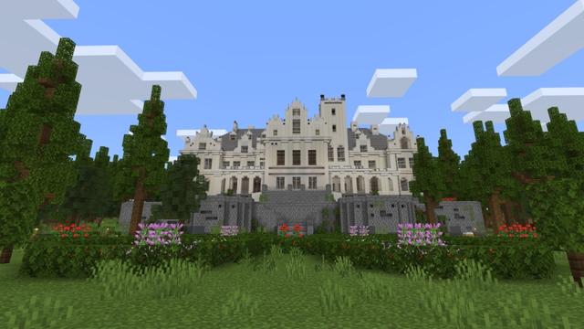 Screenshot of the Minecraft Bedrock Marketplace product White Castle created by Fall Studios.