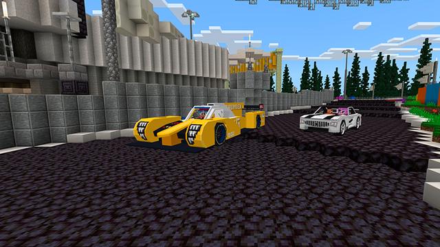 Screenshot of the Minecraft Bedrock Marketplace product Insane Racing created by Floruit.