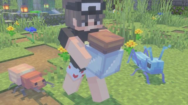 Screenshot of the Minecraft Bedrock Marketplace product Bugs and Critters created by Giggle Block Studios.