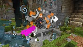 Screenshot of the Minecraft Bedrock Marketplace product Custom Weapons created by Glowfischdesigns.