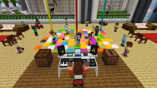 Screenshot of the Minecraft Bedrock Marketplace product Billionaire Summer Mansion created by GoE-Craft.