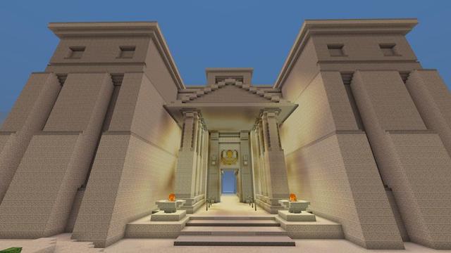 Screenshot of the Minecraft Bedrock Marketplace product Pyramid Base created by Honeyfrost.
