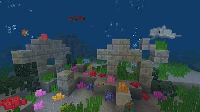 Screenshot of the Minecraft Bedrock Marketplace product Made in Paper created by inPixel.