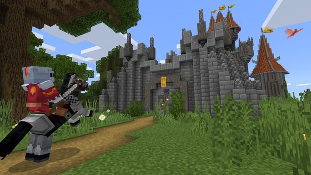 Screenshot of the Minecraft Bedrock Marketplace product Phoenix Castle created by King Cube.