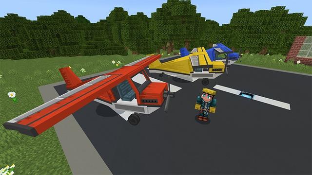 Screenshot of the Minecraft Bedrock Marketplace product Craftable Planes created by Lifeboat.