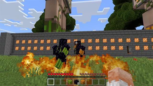 Screenshot of the Minecraft Bedrock Marketplace product Golems+ Melon Vs. Pumpkin created by Lifeboat.