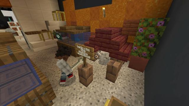 Screenshot of the Minecraft Bedrock Marketplace product Survive in a Grocery Store created by Lifeboat.