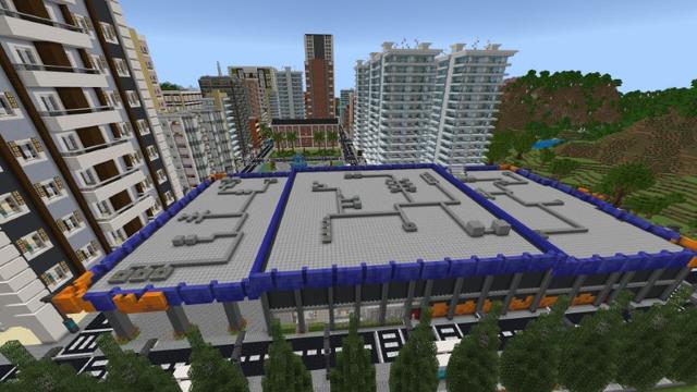 Screenshot of the Minecraft Bedrock Marketplace product Survive in a Grocery Store created by Lifeboat.