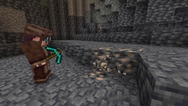 Screenshot of the Minecraft Bedrock Marketplace product ULTRA Rare Armor created by Logdotzip.