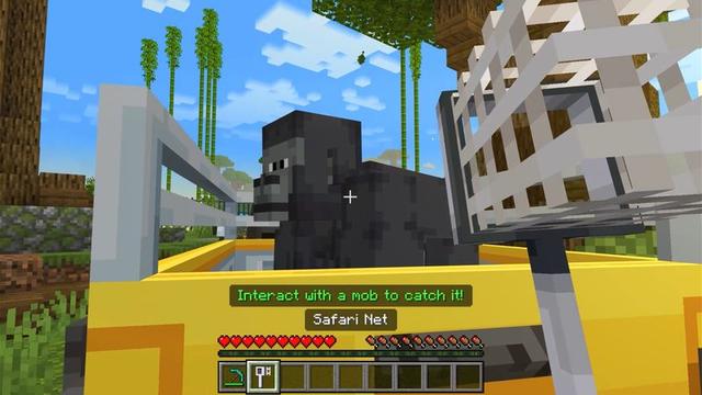 Screenshot of the Minecraft Bedrock Marketplace product Zoo Builder Add-On created by Meraki.