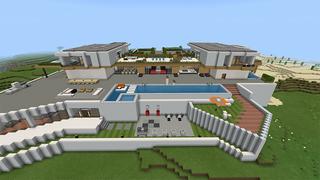 Screenshot of the Minecraft Bedrock Marketplace product Modern Mansion created by Mine-North.