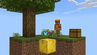 Screenshot of the Minecraft Bedrock Marketplace product One Block Red Desert created by Mine-North.