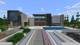 Screenshot of the Minecraft Bedrock Marketplace product Modern Mansion created by Mob Pie.