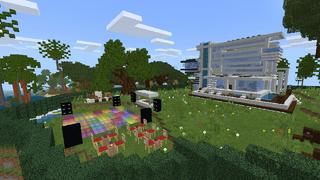 Screenshot of the Minecraft Bedrock Marketplace product Millionaire's Villa and Bunker created by Netherpixel.
