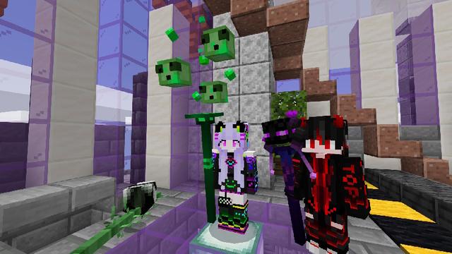 Screenshot of the Minecraft Bedrock Marketplace product Live Inside Mobs created by Next Studio.