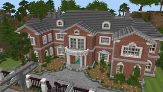Screenshot of the Minecraft Bedrock Marketplace product Luxury Mansions created by Nitric Concepts.