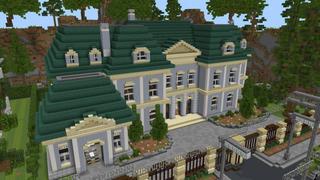 Screenshot of the Minecraft Bedrock Marketplace product Luxury Mansions created by Nitric Concepts.