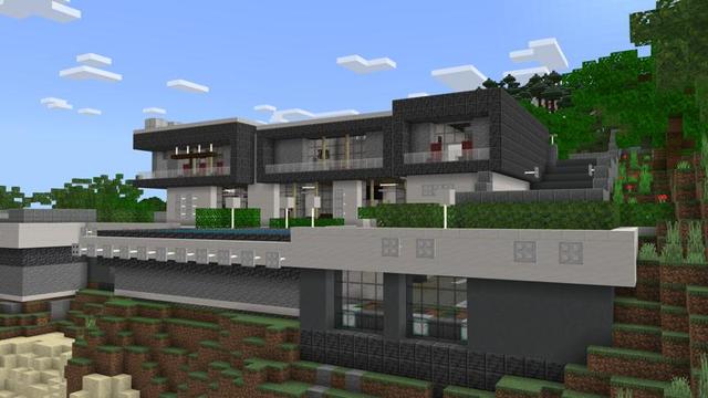 Screenshot of the Minecraft Bedrock Marketplace product Luxury Modern Mansion created by Nitric Concepts.