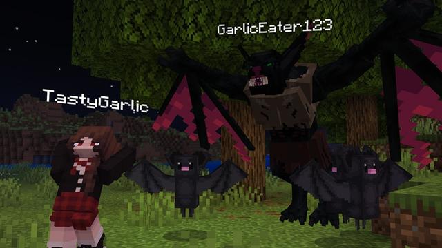 Screenshot of the Minecraft Bedrock Marketplace product Werewolf & Vampire Morph Add-On created by Nitric Concepts.