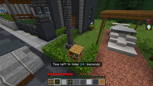 Screenshot of the Minecraft Bedrock Marketplace product HIDE and SEEK created by Pickaxe Studios.