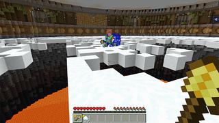 Screenshot of the Minecraft Bedrock Marketplace product SPLEEF! created by Pickaxe Studios.