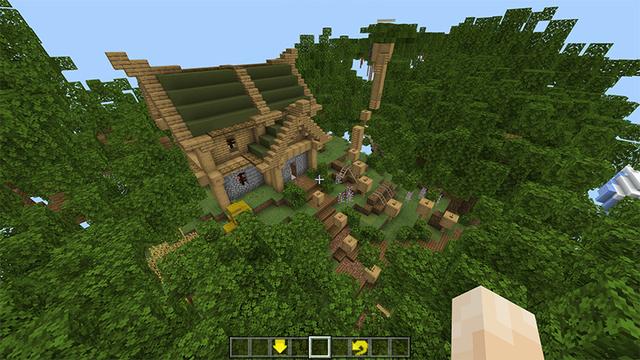 Screenshot of the Minecraft Bedrock Marketplace product Biome Parkour created by Piki Studios.