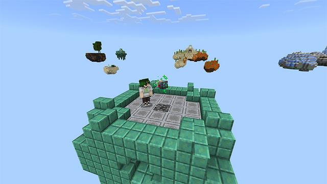 Screenshot of the Minecraft Bedrock Marketplace product One Bee Challenge created by Piki Studios.
