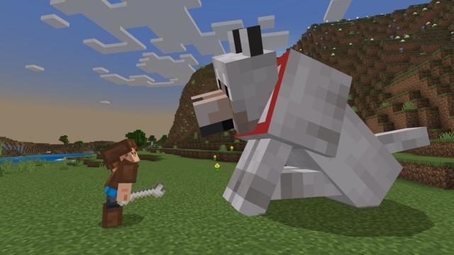 Screenshot of the Minecraft Bedrock Marketplace product Giant Mobs created by Pixell Studio.