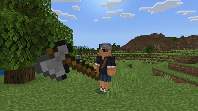 Screenshot of the Minecraft Bedrock Marketplace product Giant Weapons created by Pixell Studio.