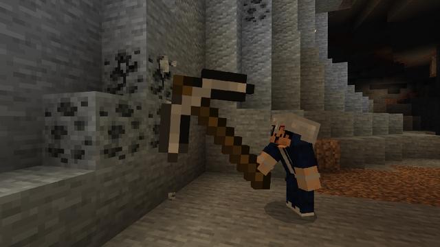 Screenshot of the Minecraft Bedrock Marketplace product Giant Weapons created by Pixell Studio.