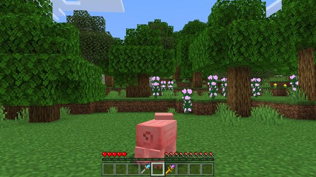 Screenshot of the Minecraft Bedrock Marketplace product Turn Into Mobs created by Pixell Studio.