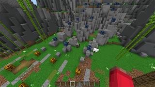 Screenshot of the Minecraft Bedrock Marketplace product LuckyCrates Run created by Rainbow Theory.